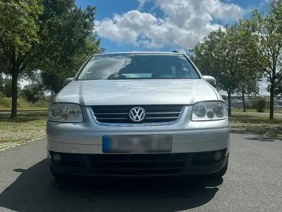 Gebraucht VW Touran 105 PS (77 kW) 2004 Silber Van / Kleinbus