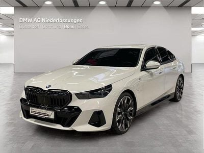 Gebraucht BMW 550e M Sport 313 PS (230 kW) 2025 Weiß Limousine