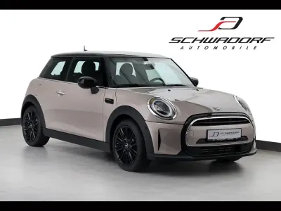 Gebraucht Mini Cooper Classic 136 PS (100 kW) 2024 Grau Kleinwagen