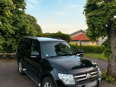 Gebraucht Mitsubishi Pajero Top 170 PS (125 kW) 2007 Schwarz SUV