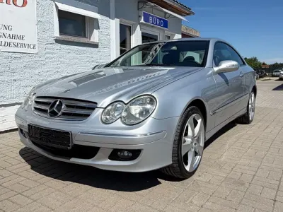 Gebraucht Mercedes CLK220 136 PS (100 kW) 2007 Grau Coupé