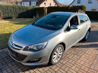 Gebraucht Opel Astra Active 165 PS (121 kW) 2013 Silber Kombi