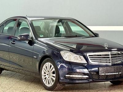 Gebraucht Mercedes C180 156 PS (114 kW) 2011 Blau Limousine