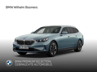 Gebraucht BMW i5 M Sport 250 kW (340 PS) 2025 Gruen Kombi