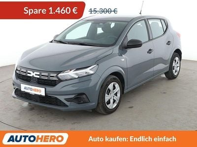Gebraucht Dacia Sandero Essentiel 91 PS (66 kW) 2023 Grau Limousine