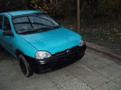 Gebraucht Opel Corsa 82 PS (60 kW) 1993 Grün Kleinwagen