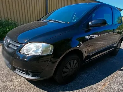 Gebraucht VW Fox 54 PS (39 kW) 2005 Schwarz Kleinwagen