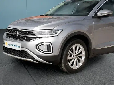 Używany VW T-Roc Cabriolet Style 150 KM (110 kW) 2025 Srebrny SUV