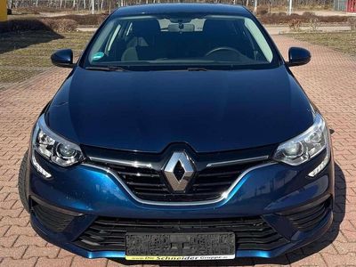 Gebraucht Renault Mégane GrandTour Life 116 PS (85 kW) 2018 Blau Kombi