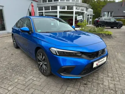 Gebraucht Honda Civic Elegance 143 PS (105 kW) 2025 Blau Limousine