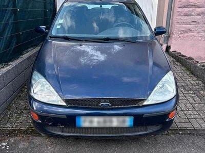 Gebraucht Ford Focus 90 PS (66 kW) 2002 Blau Kombi