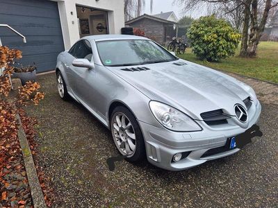 Schwarz Gebraucht 2004 Mercedes SLK200 Cabrio | 7.590 € (Fairer Preis)