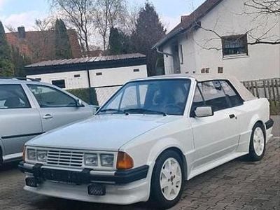 Gebraucht Ford Escort 105 PS (77 kW) 1983 Weiß Cabrio