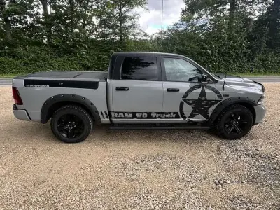 Gebraucht Dodge Ram 401 PS (294 kW) 2015 Schwarz