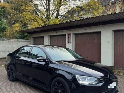 Gebraucht VW Jetta Comfortline 140 PS (102 kW) 2012 Schwarz Limousine