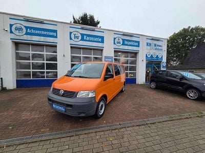 Usata VW Caravelle 105 CV (77 kW) 2004 Arancione Furgone