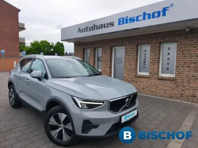 Gebraucht Volvo XC40 Core 163 PS (119 kW) 2025 Grau SUV