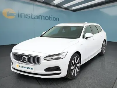 Usata Volvo V90 455 CV (334 kW) 2025 Bianco Station wagon