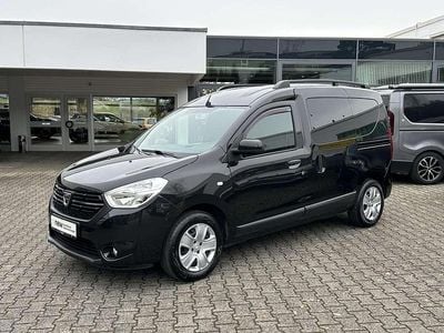 Gebraucht Dacia Dokker Comfort 102 PS (75 kW) 2019 Perlmuttschwarz Van / Kleinbus