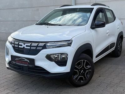 Begagnad Dacia Spring Essentiel 33 kW (45 HK) 2022 Vit Halvkombi