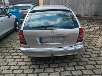 Usata Mercedes C200 116 CV (85 kW) 2002 Argento Station wagon