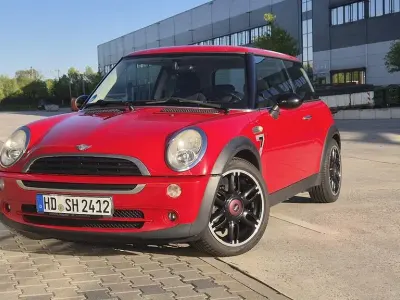 Occasion Mini ONE Seven 90 PK (66 kW) 2006 Rood Hatchback