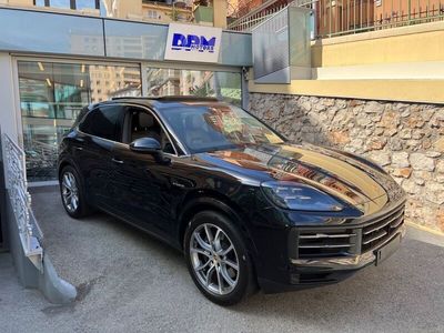 Gebraucht Porsche Cayenne 462 PS (339 kW) 2024 Schwarz SUV