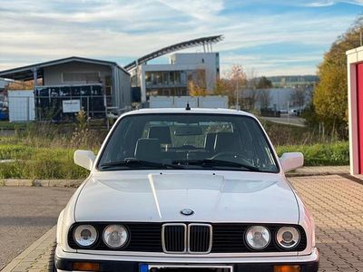Usata BMW 318 113 CV (83 kW) 1989 Bianco Station wagon