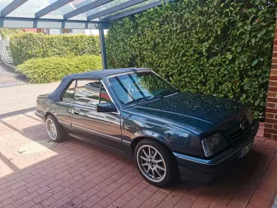 Gebraucht Opel Ascona 150 PS (110 kW) 1984 Grau Cabrio