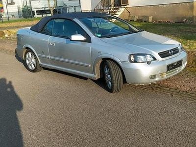 Gebraucht Opel Astra Cabriolet 145 PS (106 kW) 2001 Grau Cabrio