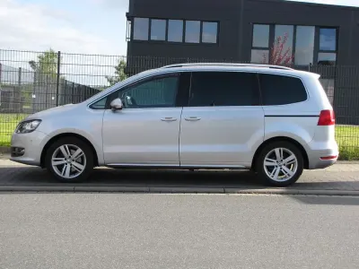 Gebraucht VW Sharan Highline 177 PS (130 kW) 2015 Silber Van / Kleinbus