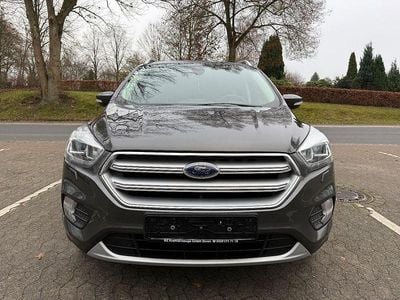 Gebraucht Ford Kuga Titanium 179 PS (131 kW) 2018 Grau SUV
