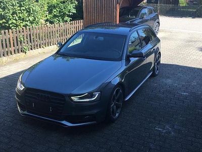 Gebraucht Audi A4 S-Line 245 PS (180 kW) 2015 Grau Kombi