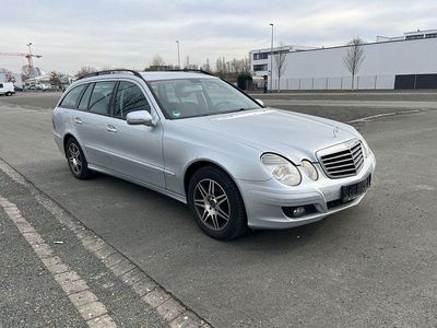Mercedes E200