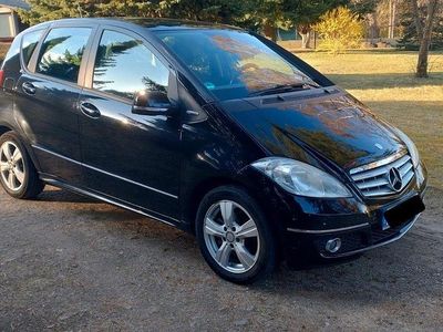 Gebraucht Mercedes A180 116 PS (85 kW) 2009 Schwarz Kleinwagen