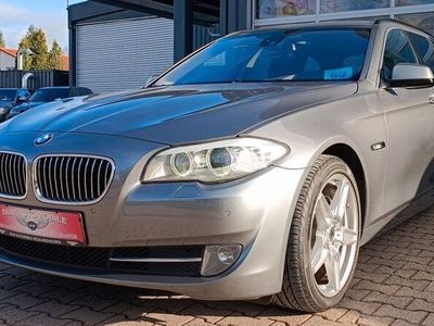 Grau Gebraucht 2011 BMW 530 Kombi | 9.990 € (Fairer Preis)