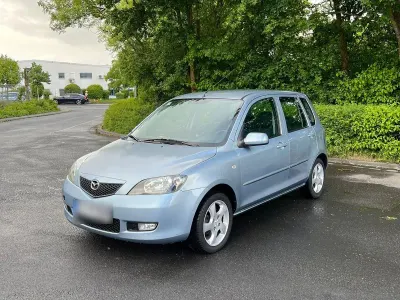 Gebraucht Mazda 2 101 PS (74 kW) 2006 Blau Kleinwagen