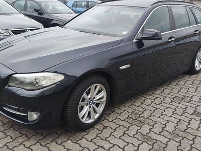 Gebraucht BMW 535 313 PS (230 kW) 2012 Blau Kombi