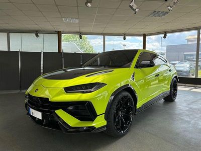 Grün Gebraucht 2024 Lamborghini Urus SUV | 368.900 €
