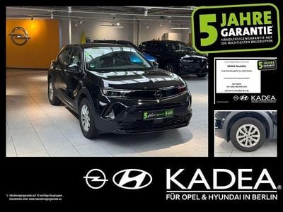 Gebraucht Opel Mokka-e 100 kW (136 PS) 2023 Lackierung schwarz perla nera/typ aussen (metallic) SUV