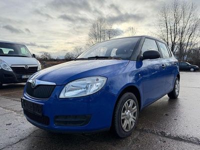 Gebraucht Skoda Fabia 60 PS (44 kW) 2009 Blau Limousine