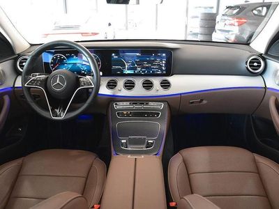 Gebraucht Mercedes E400 Avantgarde 330 PS (242 kW) 2021 Blau Limousine