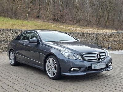 Gebraucht Mercedes E350 AMG line 231 PS (169 kW) 2010 Grau Coupé