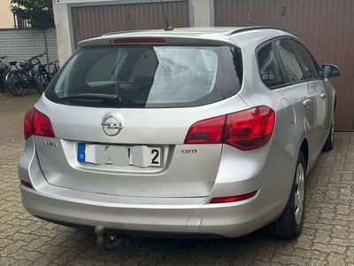 gebraucht Opel Astra Sportstourer 1,7 Cdti 2 Hand Service neu