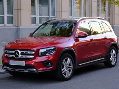 Gebraucht Mercedes GLB200 150 PS (110 kW) 2022 Rot SUV
