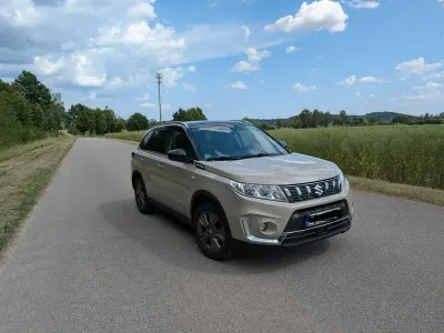 Gebraucht Suzuki Vitara Comfort 111 PS (81 kW) 2019 Beige SUV