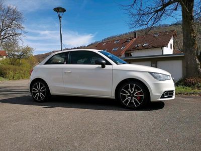 Weiß Gebraucht 2011 Audi A1 Kleinwagen | 4.799 € (Fairer Preis)