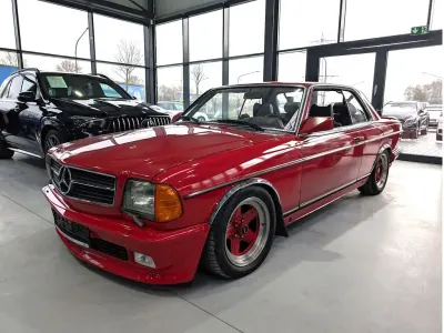 Gebraucht Mercedes 280 AMG 185 PS (136 kW) 1979 Rot Coupé