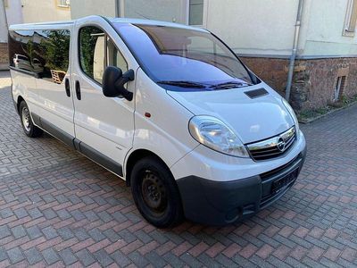 Gebraucht Opel Vivaro 114 PS (83 kW) 2012 Weiß Van / Kleinbus