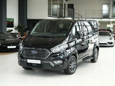 Usata Ford Tourneo Custom Titanium 185 CV (136 kW) 2020 Nero Furgone